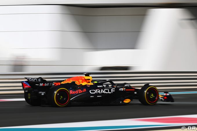 时显得从容 时显得从容